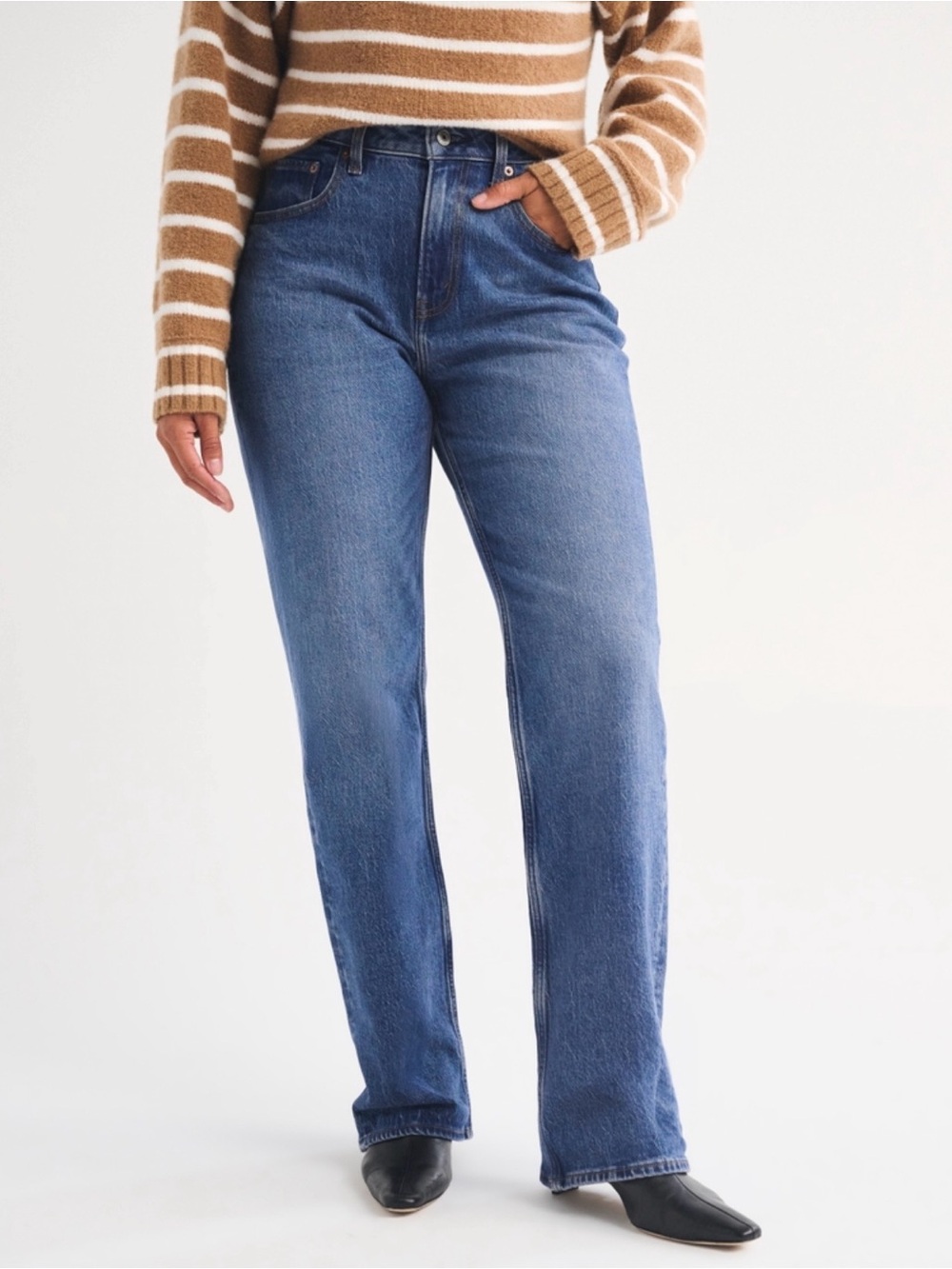 NWT Abercrombie Curve Love High Rise 90s Relaxed Jeans 31 Reg